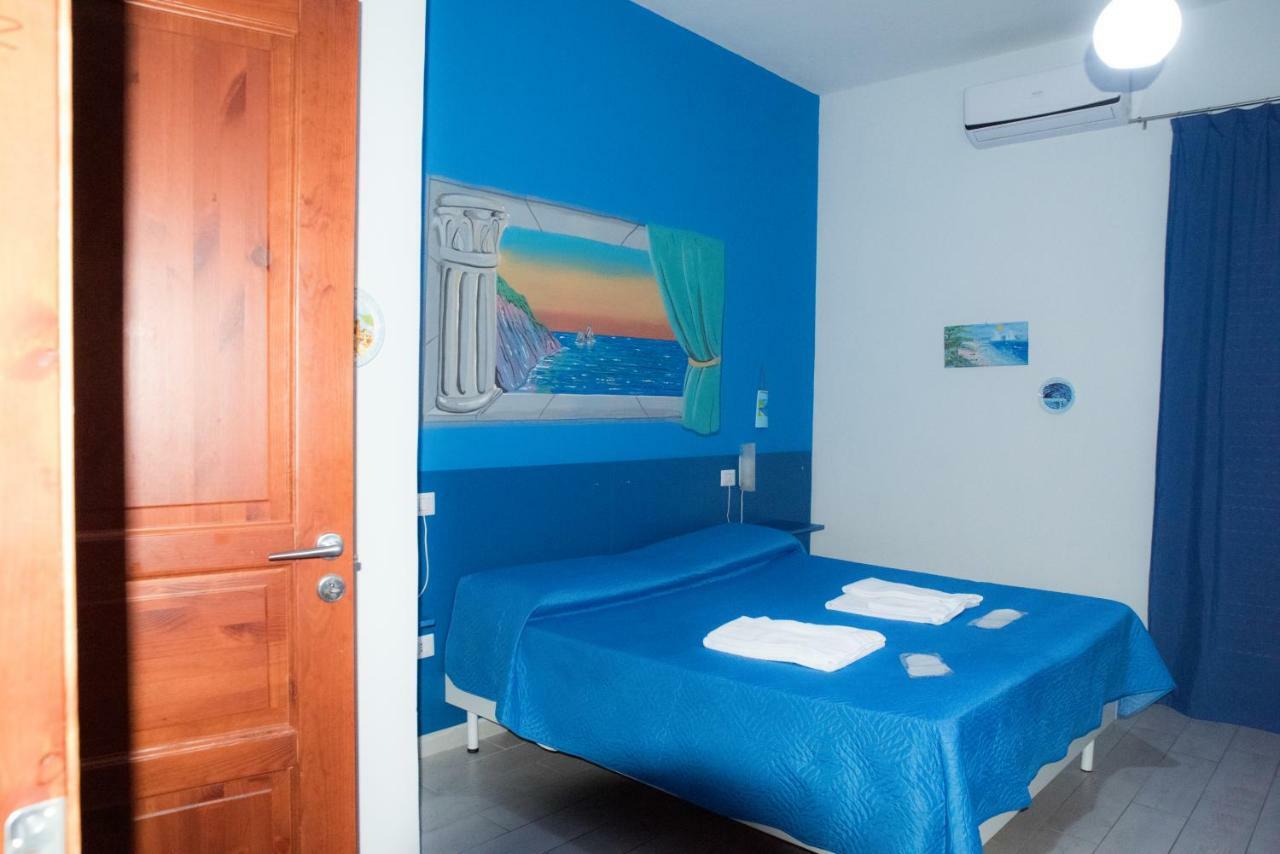 نابولي B&B Le Isole المظهر الخارجي الصورة