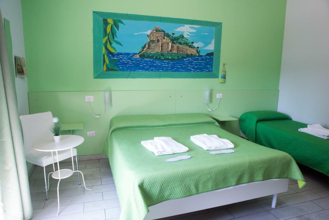 نابولي B&B Le Isole المظهر الخارجي الصورة